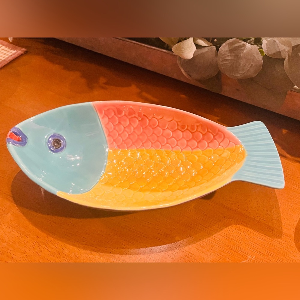 Metlox Pescado Fish Serving Dish